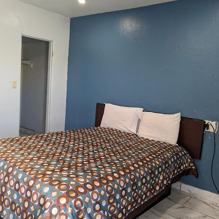 Green Spot Motel Victorville Eksteriør billede